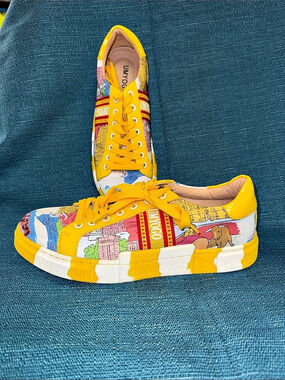 UMYOGO Printed Yellow Sneakers EU 41 Like New